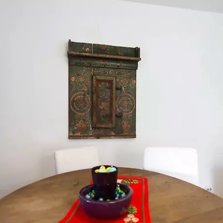 Tourists Atelier Apartment *